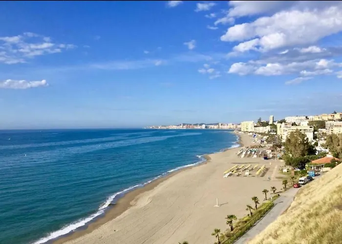 With Views פואנגירולה